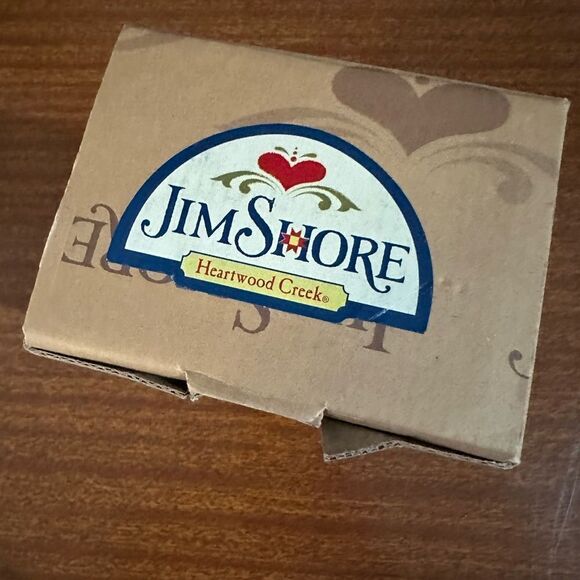 Stunning Jim Shore Russian Santa Figurine with Green and White Accents - Picture 4 of 6